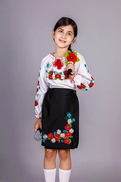 косплект вышиванка и юбка на девочку подростка